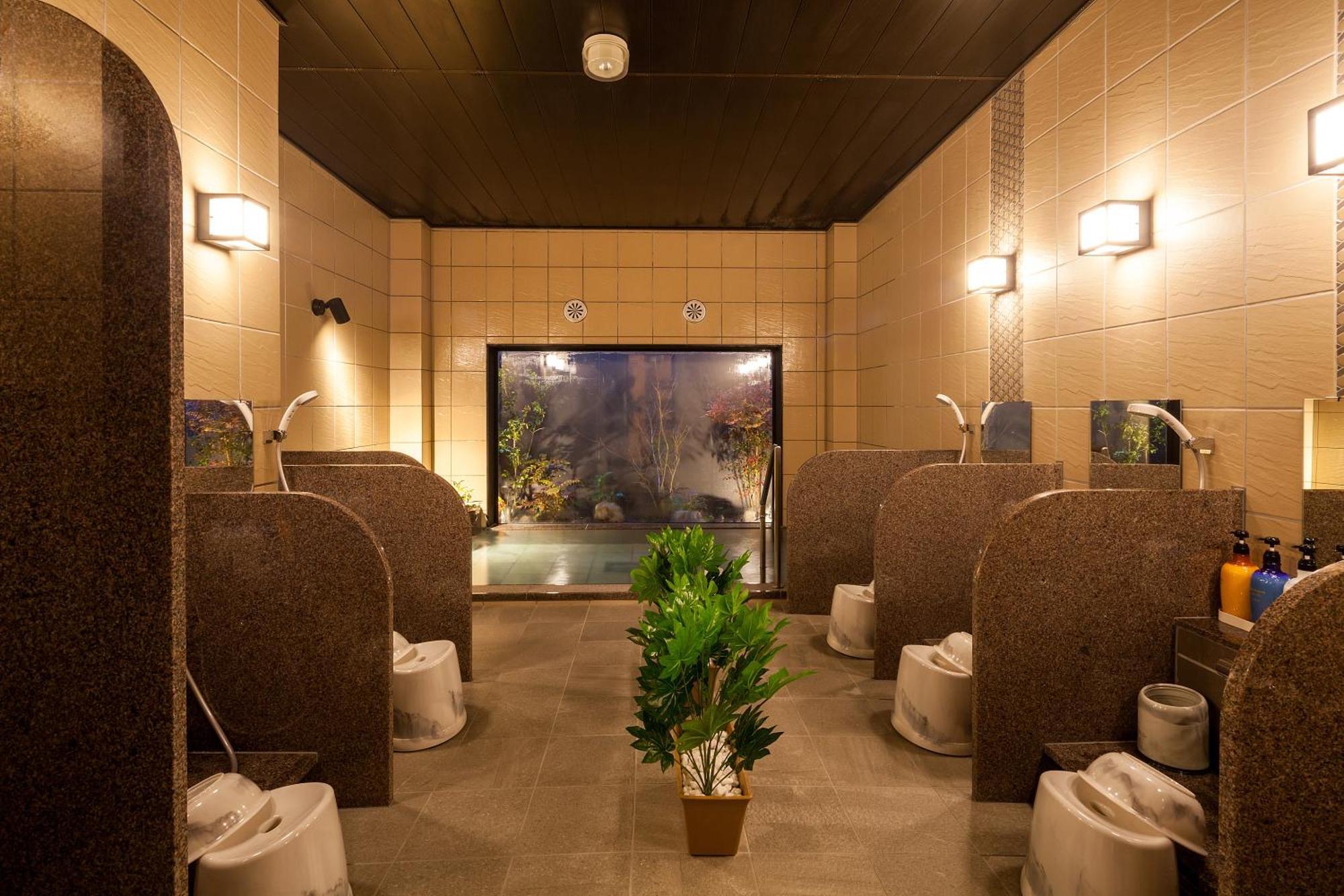 Hotel Route-Inn Higashihiroshima Saijo Ekimae Екстер'єр фото