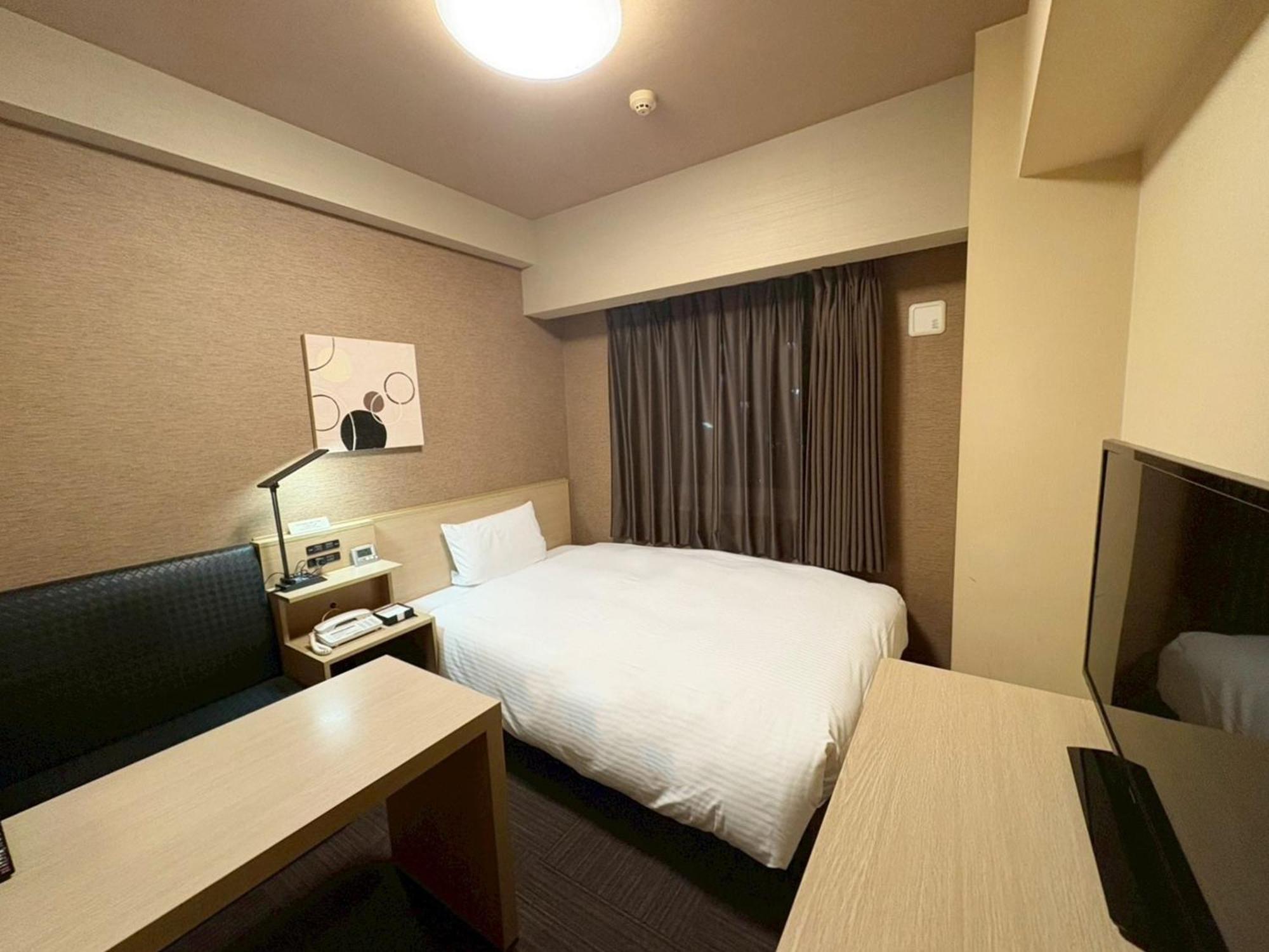 Hotel Route-Inn Higashihiroshima Saijo Ekimae Екстер'єр фото