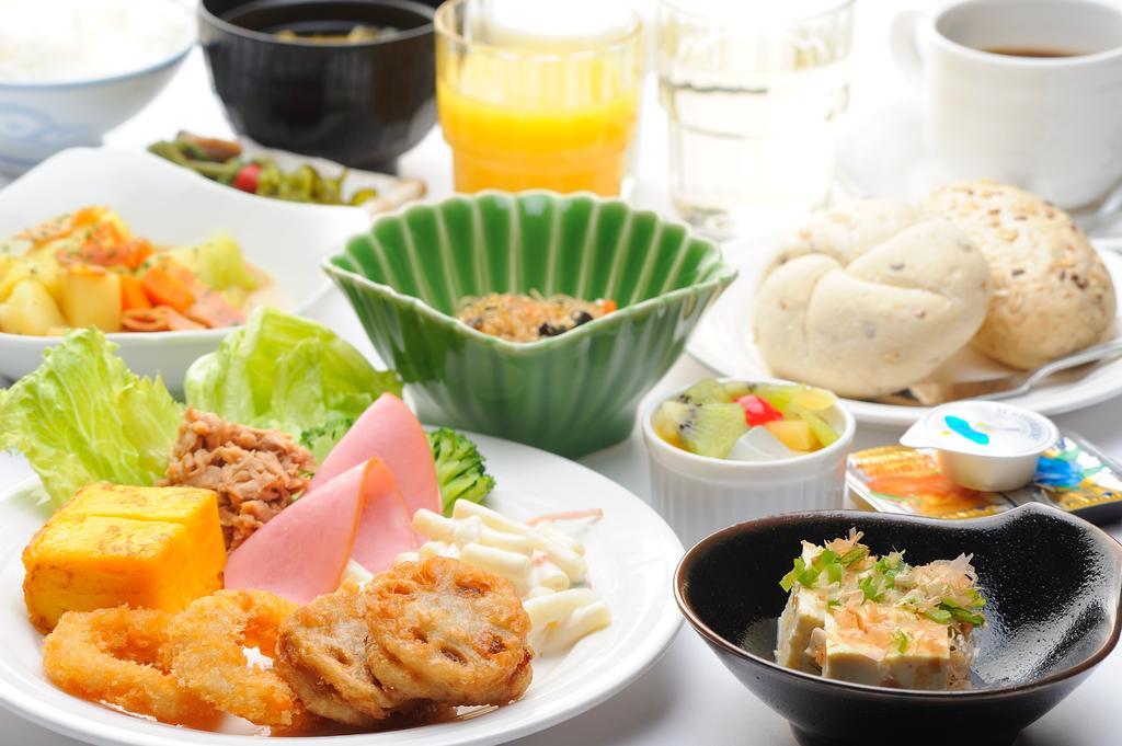 Hotel Route-Inn Higashihiroshima Saijo Ekimae Екстер'єр фото